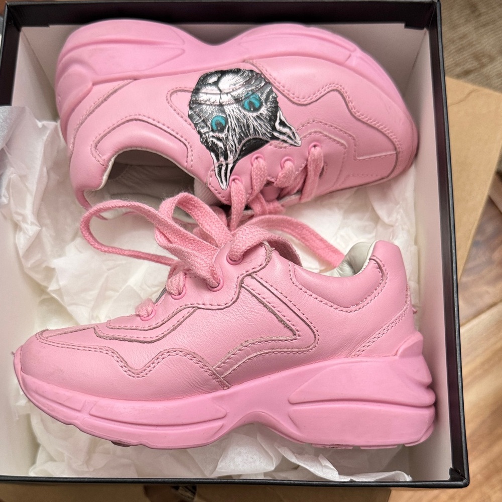 Gucci Pink Chunky Sneakers with Cat Toddlers